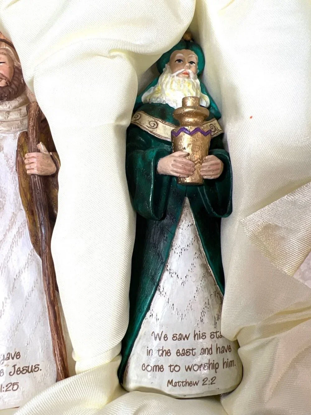 Holiday Time Nativity Inspirational Set With Figures & Bible Verses - 7 Pieces